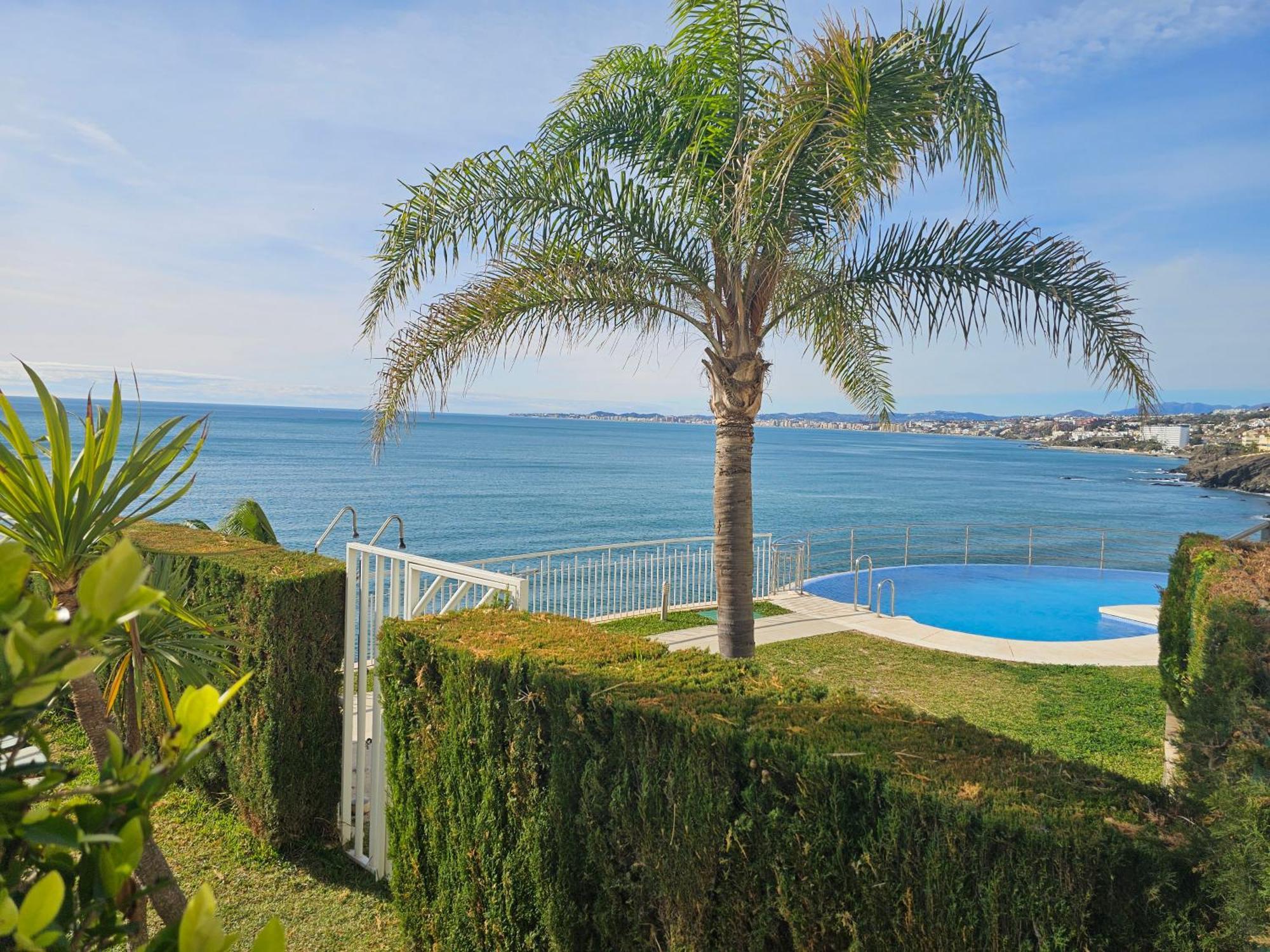 Intercomerciofeja Experiencia De Lujo Benalmadena